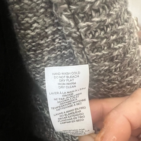 Dynamite Shawl Open Collar Cropped Cardigan Brand New! - Picture 13 of 14